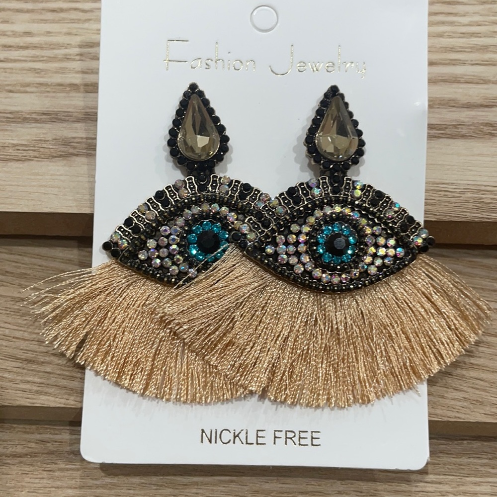 Women statement earrings